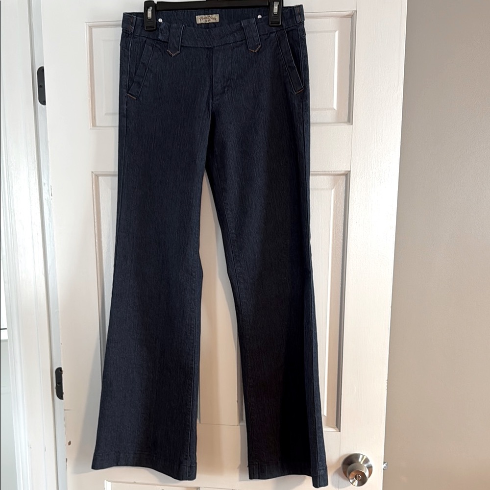 NWOT PARIS BLUES Jeans